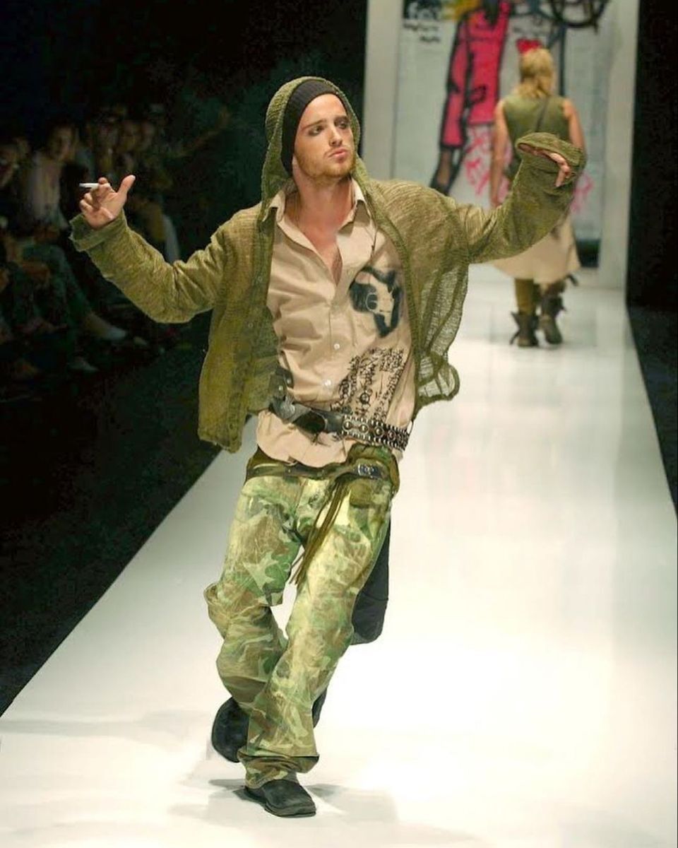 Rogue Fashion tweet media