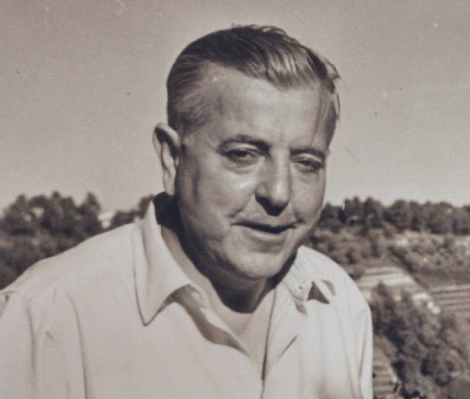 🌿Souriez, même sans raison.
      Juste pour donner l’exemple.

Jacques Prévert ( 1900- 11 avril 1977 )