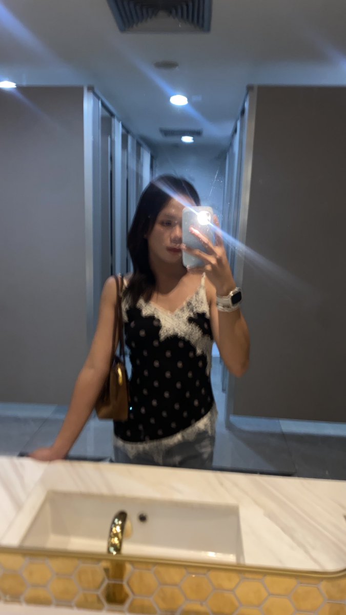 2100n15's tweet photo. เหงาจัง💦💦 #สมุทรปราการ #บางปู #นิคมบางปู #ตากอากาศ #แพรกษา #ปากน้ำ #สำโรง #ตำหรุ https://t.co/Rb8kLWcgyF
