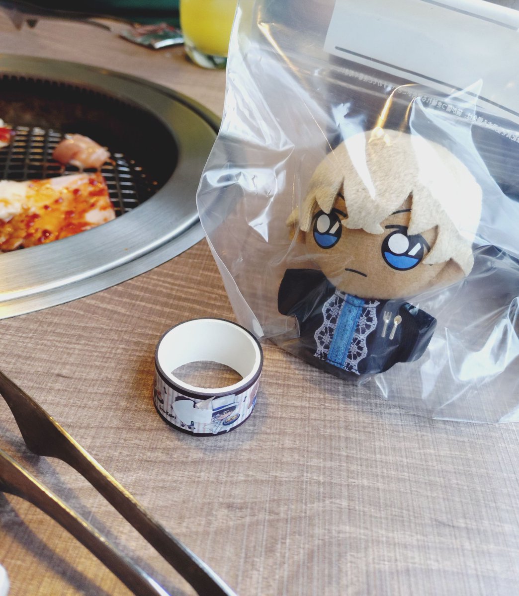 akidream01's tweet photo. あ、あむぬいくん…あのーちょっとはこっちに目線を…

😕じーーーー 🥩 https://t.co/UEcoJWERSR