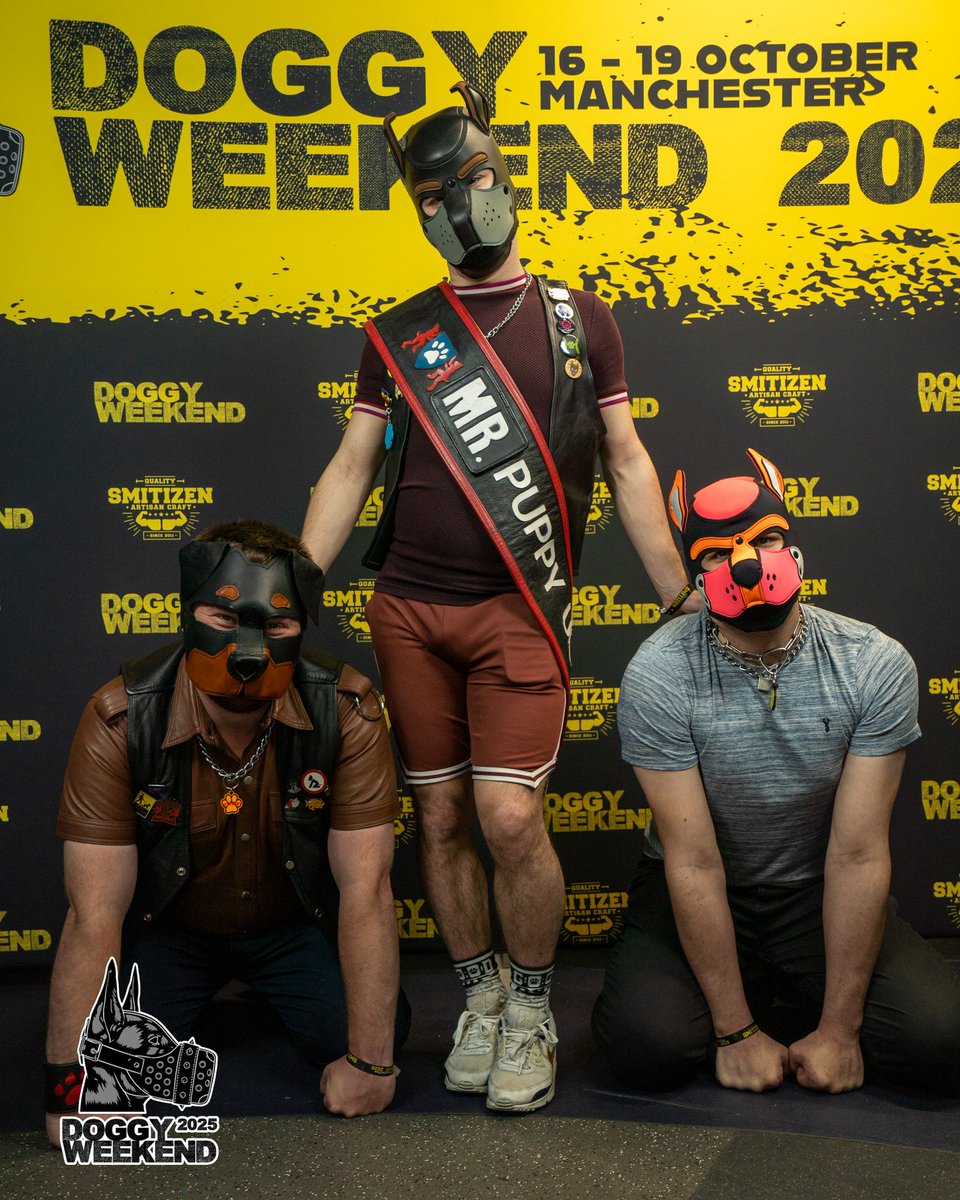 Puppyy_Jr's tweet photo. Hey this handling thing is easy 😏 who needs a handler UK? I seem to be doing fine 😁 @PupMochaLondon

The pictures from doggy weekend look amazing! Thankyou to all i met and everyonewho turned up! I can't wait for this year! 🤎🩶🐶

@alphamuttley 
@HyperFoxDragon 
@doggyweekend https://t.co/h9YmMLdYmw