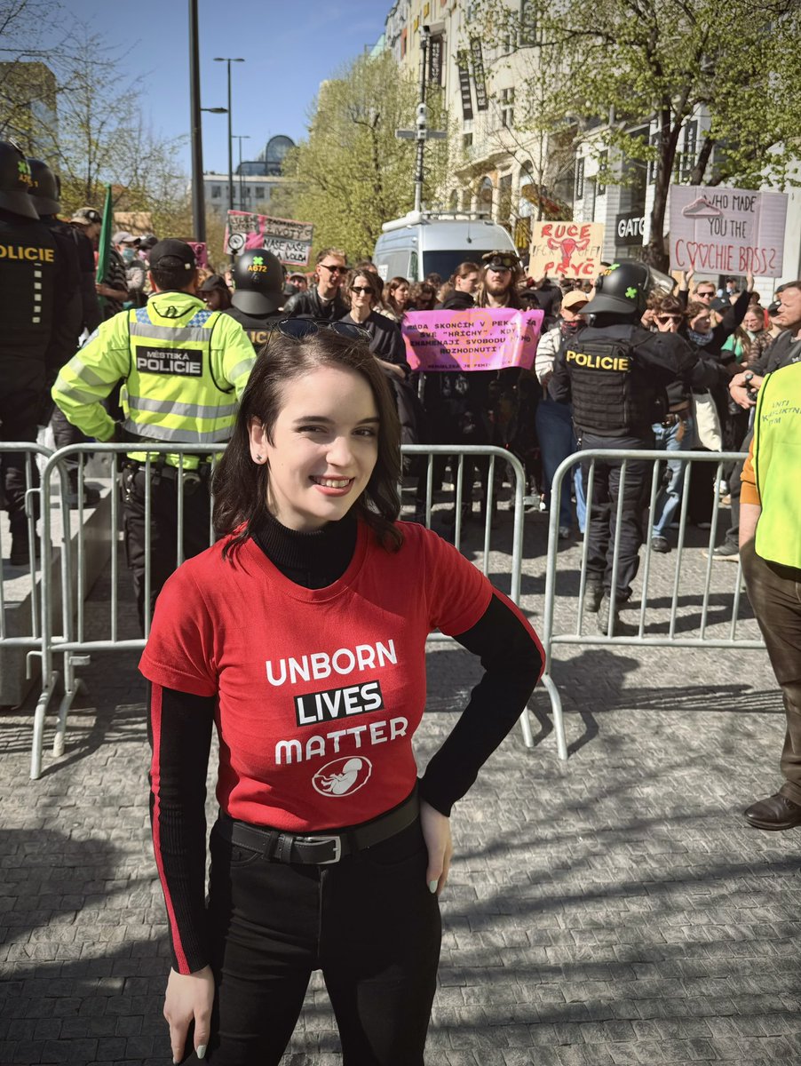 Olga Tietz tweet media