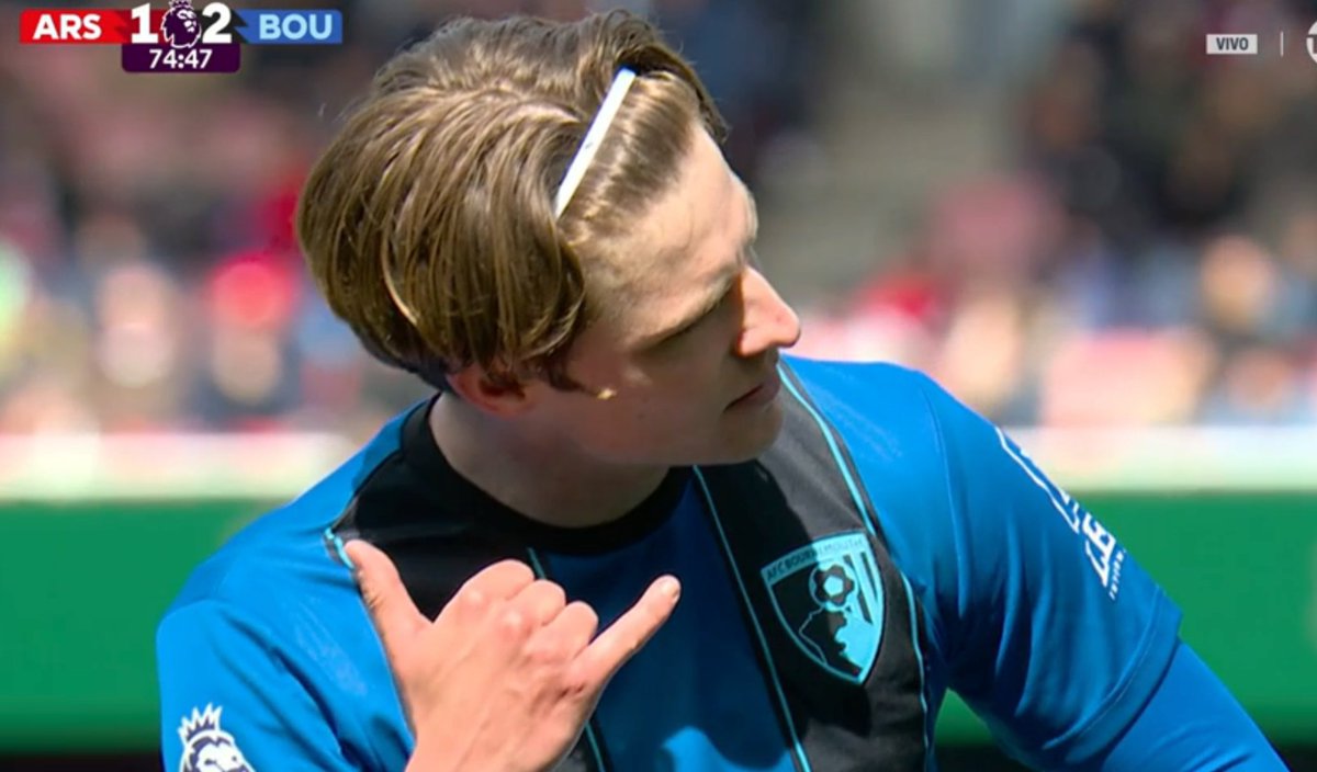 The Touchline | 𝐓 tweet media