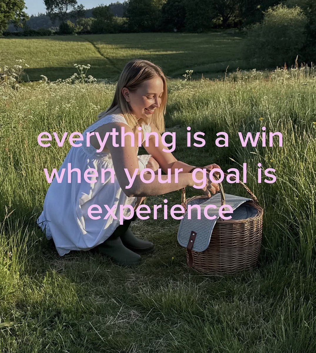 awkquarian.eth tweet media