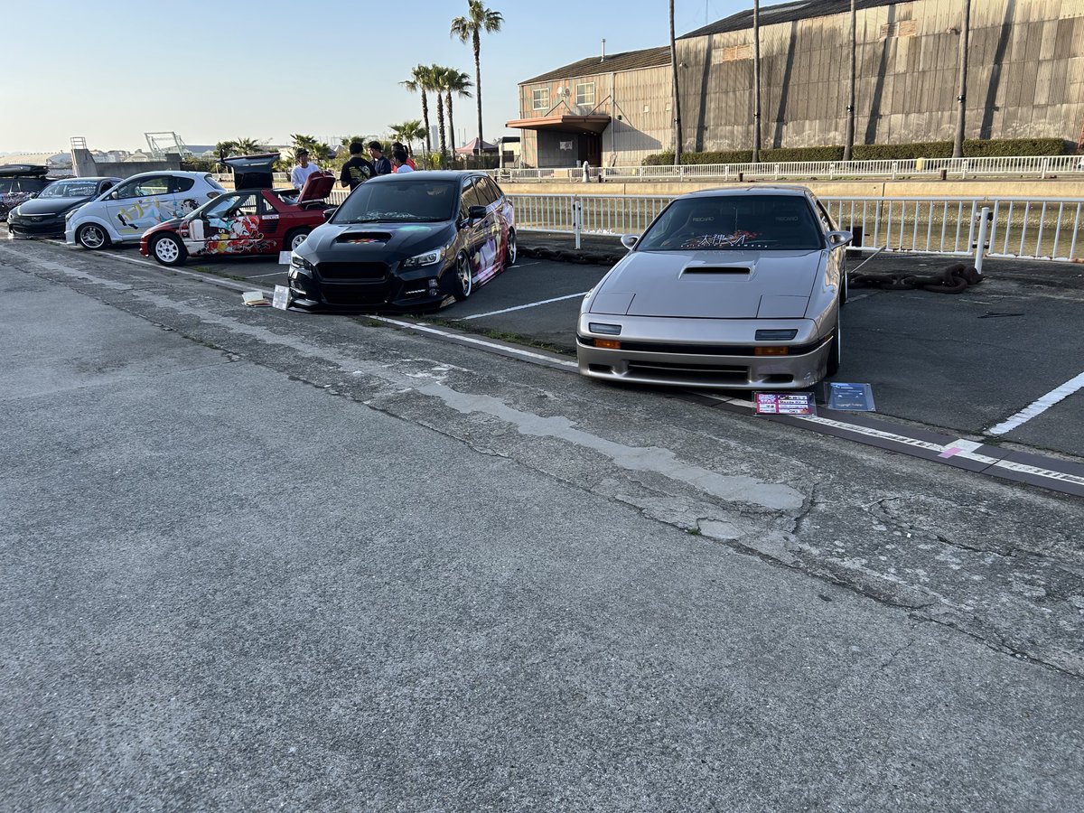 タッシー tweet media