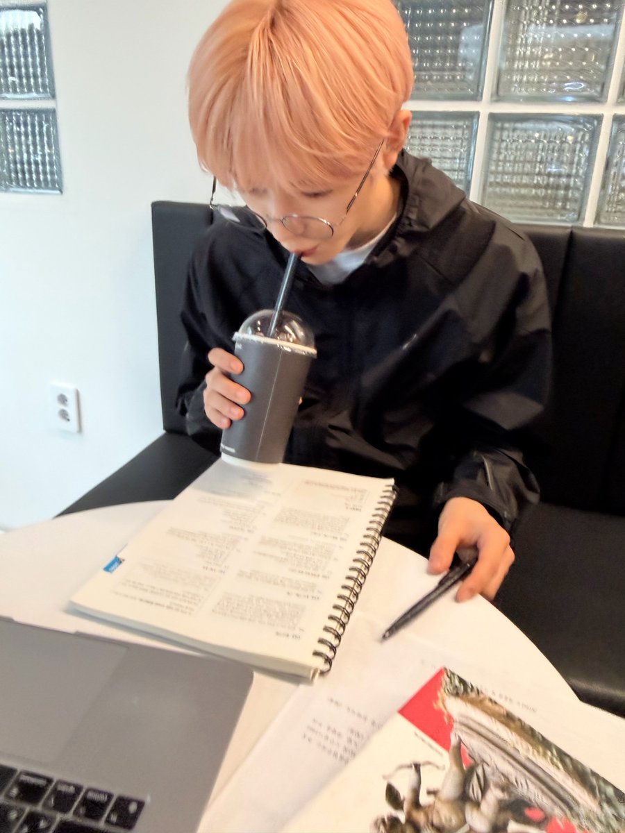 NCT WISH tweet media