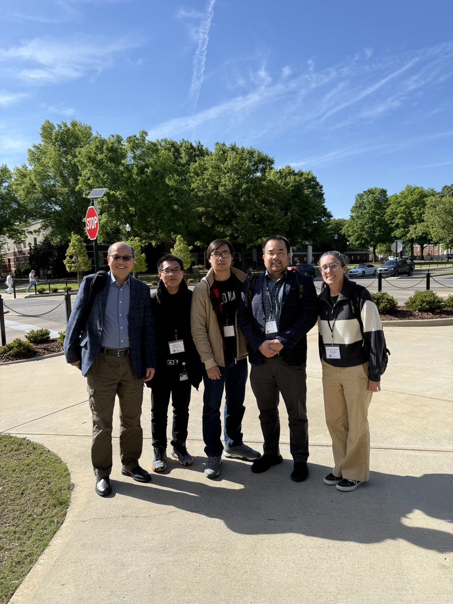 Prof. Truong-Son Hy tweet media