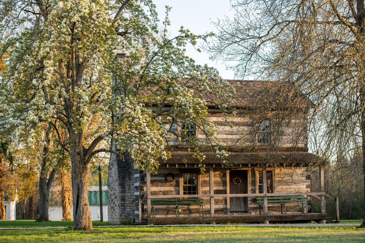 OHHeartofitAll's tweet photo. Ohio's first Bee City, USA, the charming town of Vandalia offers more than 100 acres of parkland to explore. Minutes from Dayton, Vandalia is also home to an eight-acre art park, historical museum, and earned Tree City, USA status.
Discover more at: https://t.co/ZAOofX3HEA https://t.co/jWCz6PTZ2U