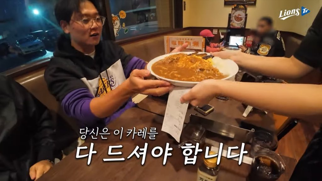 보보보 tweet media