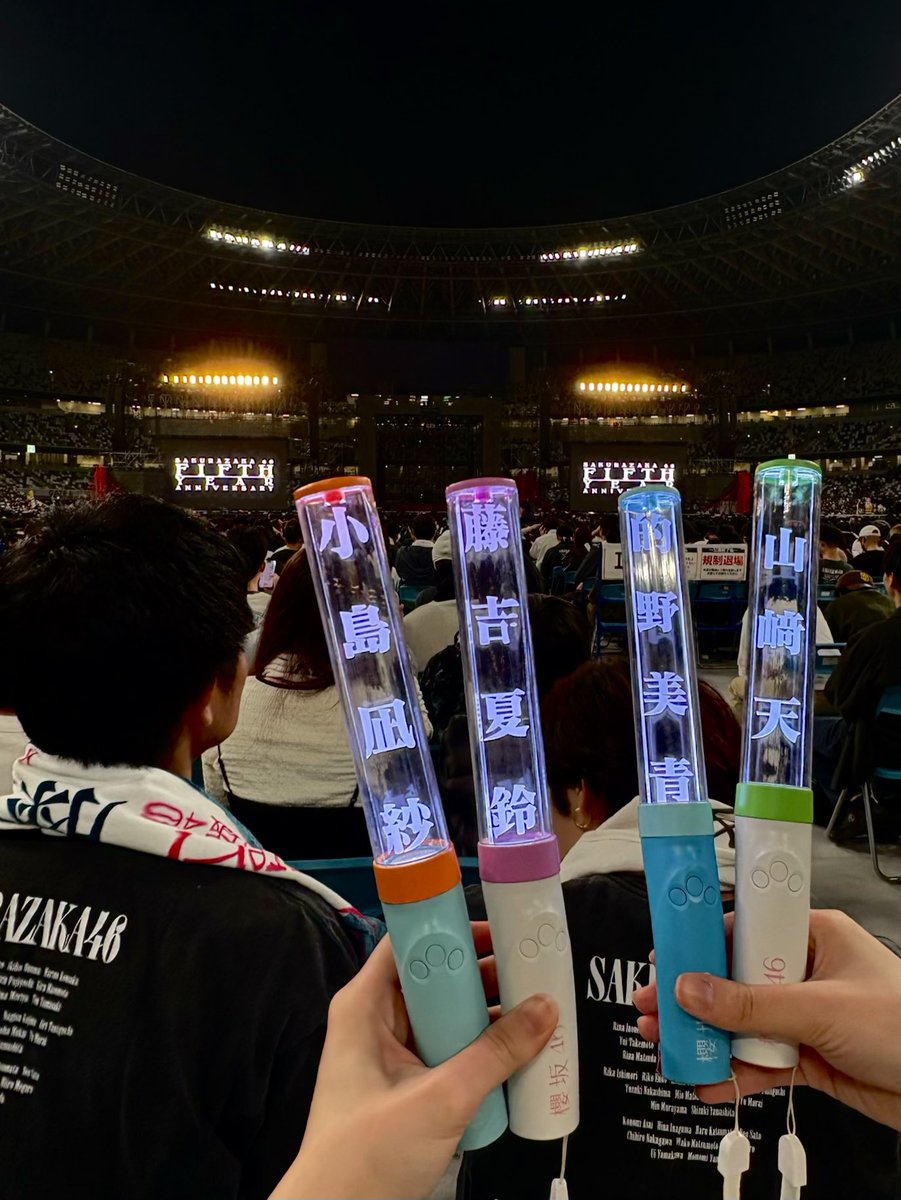 Boo◢͟￨ tweet media