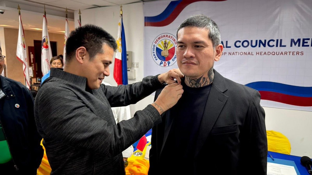 UNBOWED ✨ tweet media