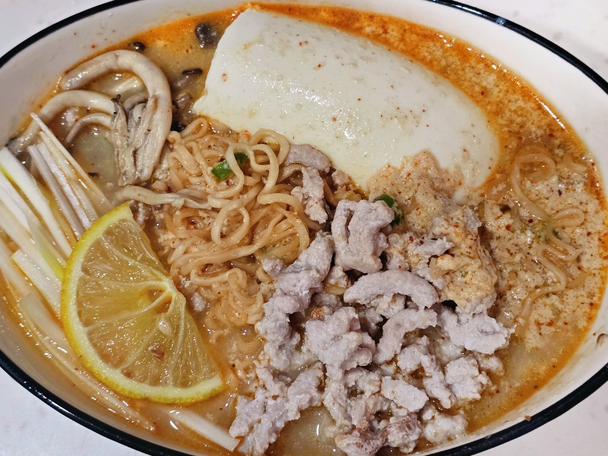 Mugi 🐢🐍玄무기 | VTuber Trainee tweet media