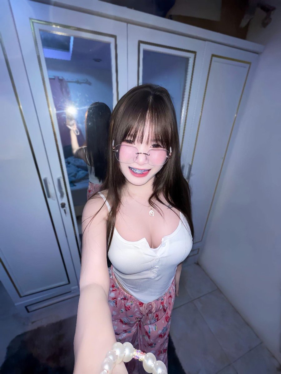 ไอรินรับงาน🌈 tweet media