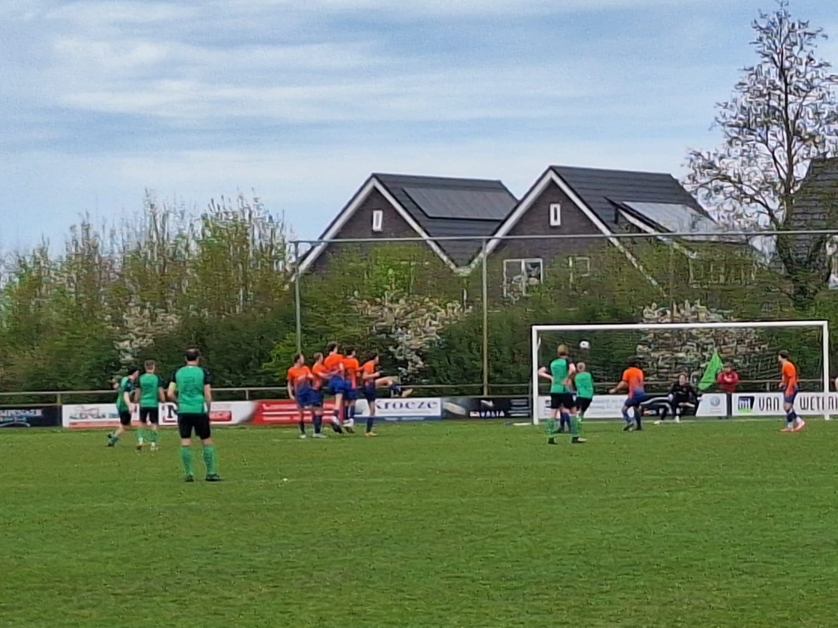 V.V. 's-Heerenbroek tweet media