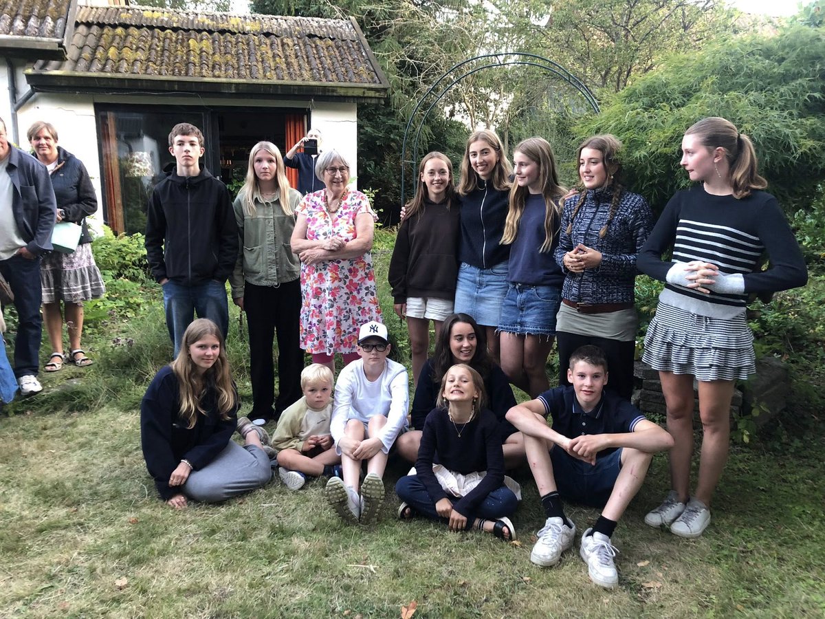 SpillingTheBean's tweet image. Dear Family &amp;amp; #coffee friends, it's been a LOOOooong last many few months with @SpillingTheBean 's gigantic and hugely complicated Trans-Atlantic move from Mexico to Portugal, I am still no where close to be settled in but I will try to et back to a somewhat more regular #KC