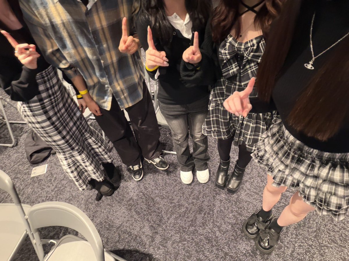 ぽよ㌠ tweet media