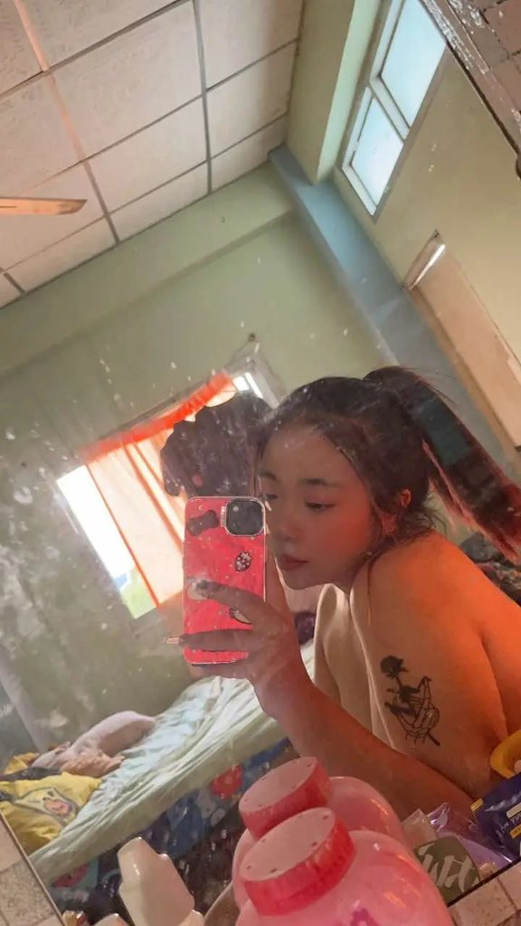 ĸıĸĸı tweet media