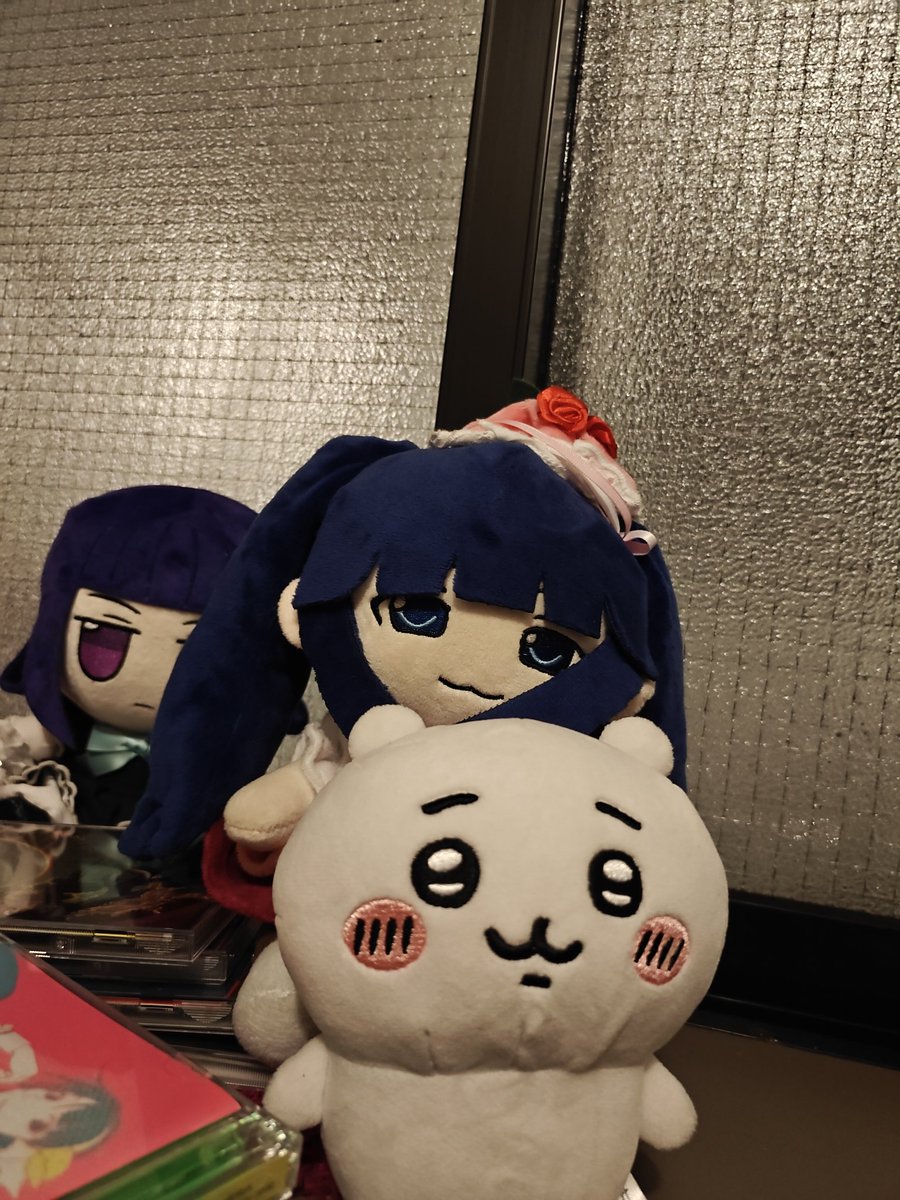 Waltaswag's tweet photo. Erikas's got a new friend 
✧ദ്ദി( ˶^ᗜ^˶ ) https://t.co/oVEuzAcNXB