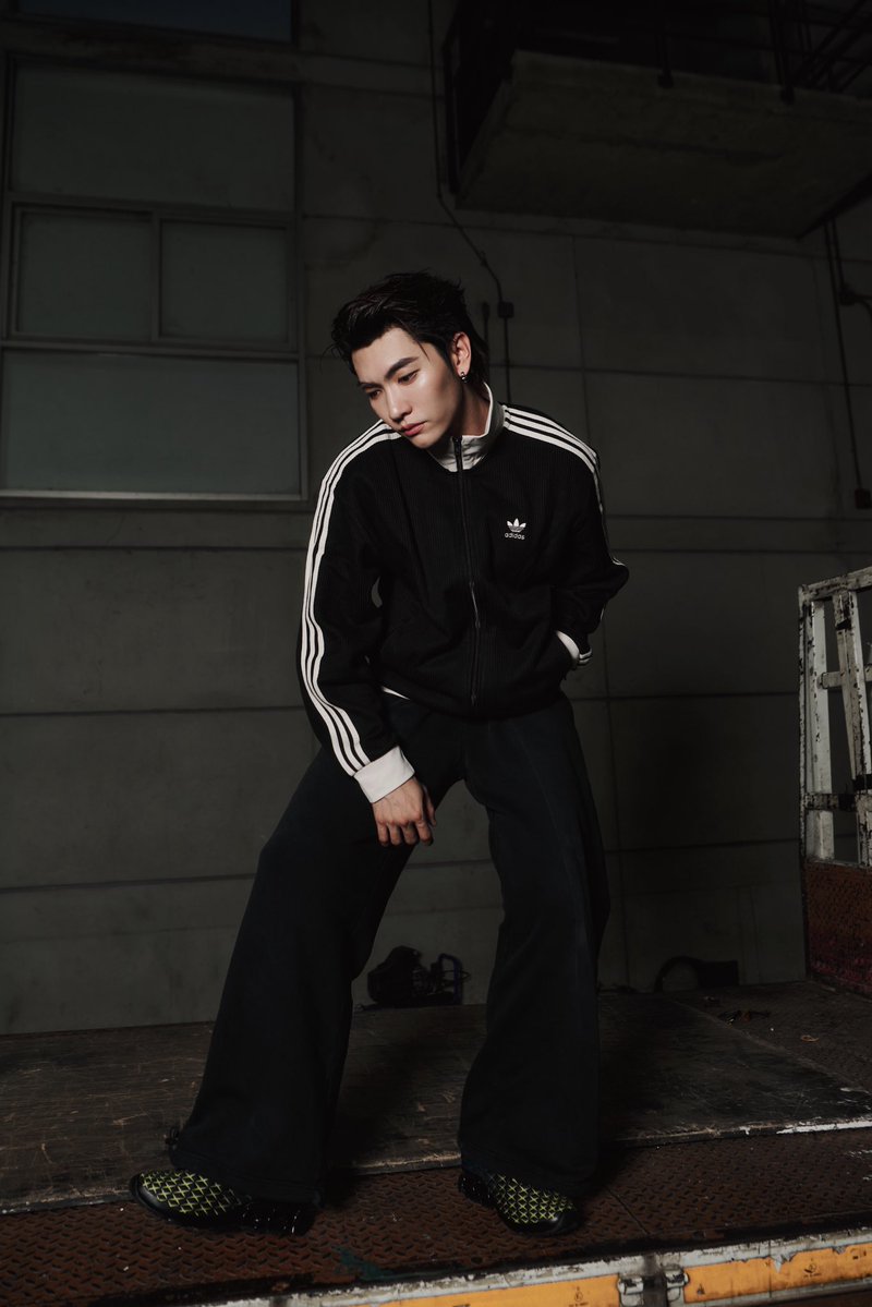 BOSS.CKM tweet media