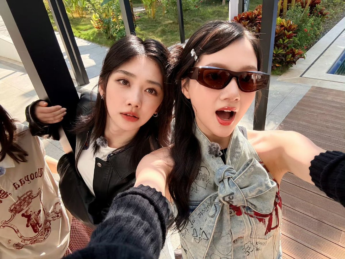 wylubox's tweet photo. the genre is pretty girls ✨️

Wang Yinglu - Ren Min - Xu Mengjie - Xia Meng - Tao Xinran https://t.co/1nvo03gmMm