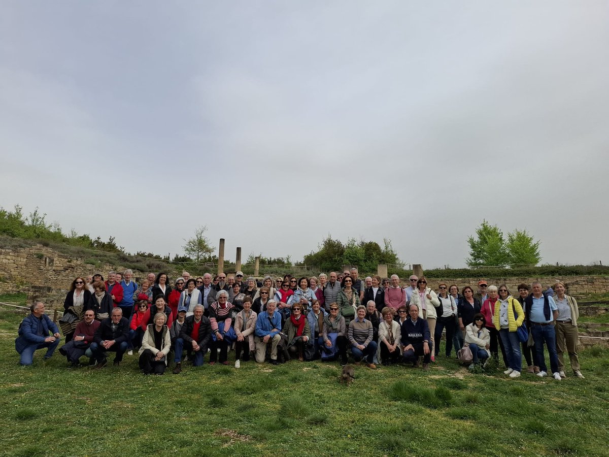 Santa Criz de Eslava tweet media