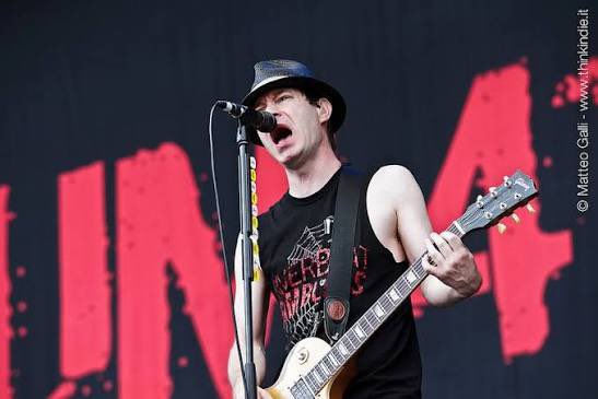 WadeJo8's tweet image. Happy birthday Tom Thacker #Gob #Sum41