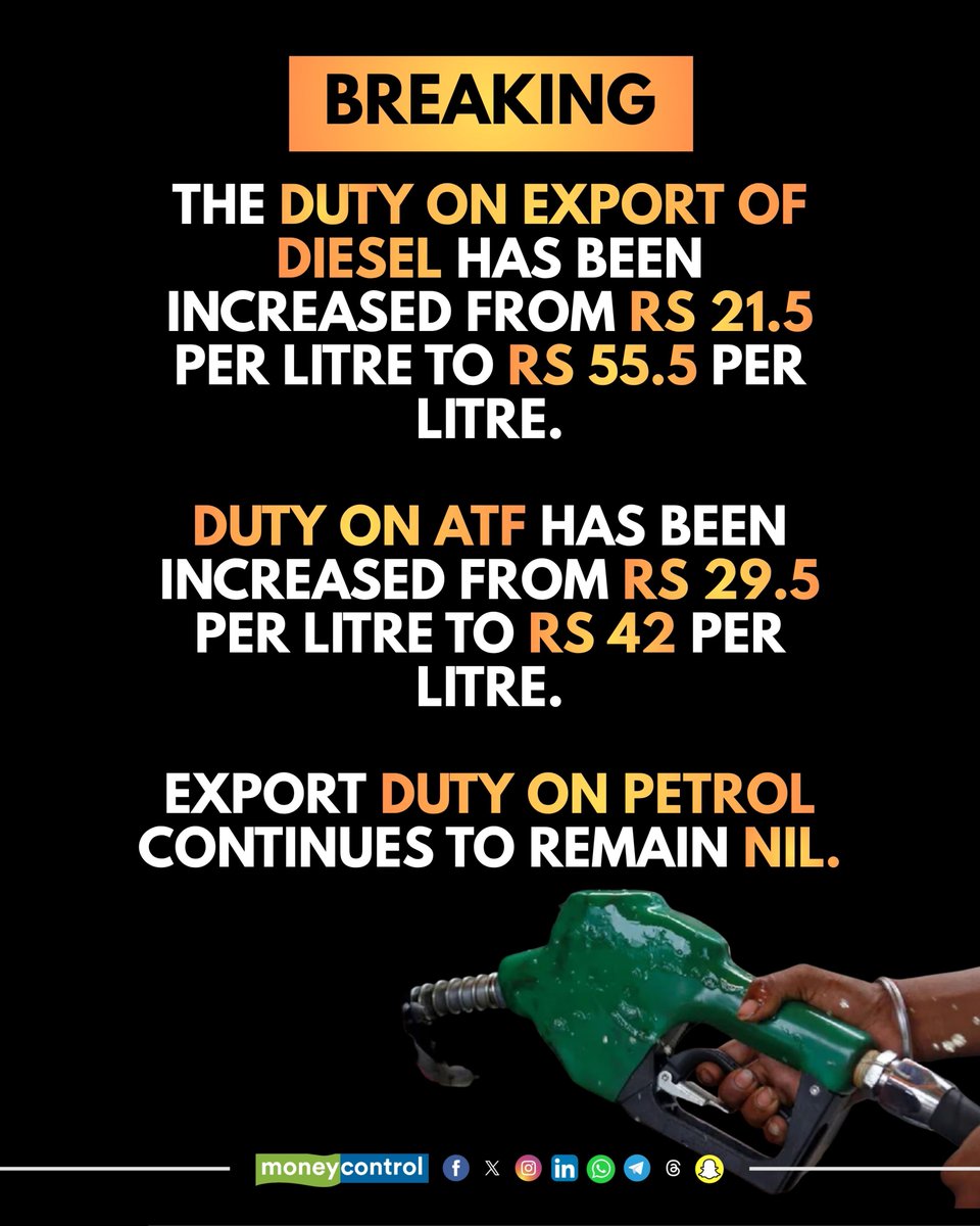moneycontrolcom's tweet image. #Breaking 🚨| Govt raises export duty on diesel to Rs 55.5/litre, ATF to Rs 42; petrol unchanged

#Petrol #Diesel #India