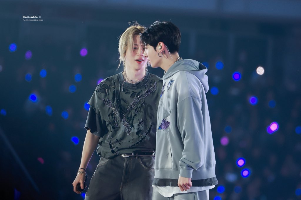 BLACK N WHITE tweet media