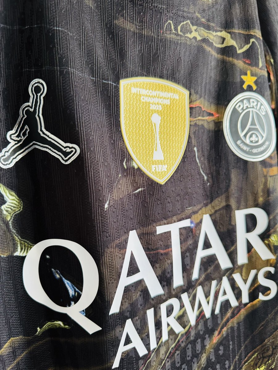 The night edition 🖤

The final piece of the 🧩 with this years <a href="/PSG_English/">Paris Saint-Germain</a> 5th 👕 celebrating the Parisian skyline 

Another #UCL masterclass by the 🇬🇪 maestro Kvaratskhelia against Chelsea in 5-2 victory 

Another ⭐️ for the collection, could they do it again 👀 🏆