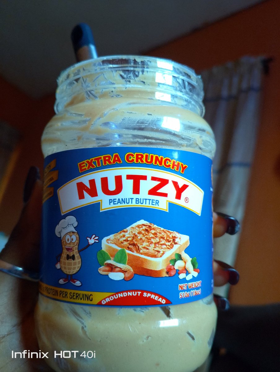 Dark-skinned Rachael tweet media