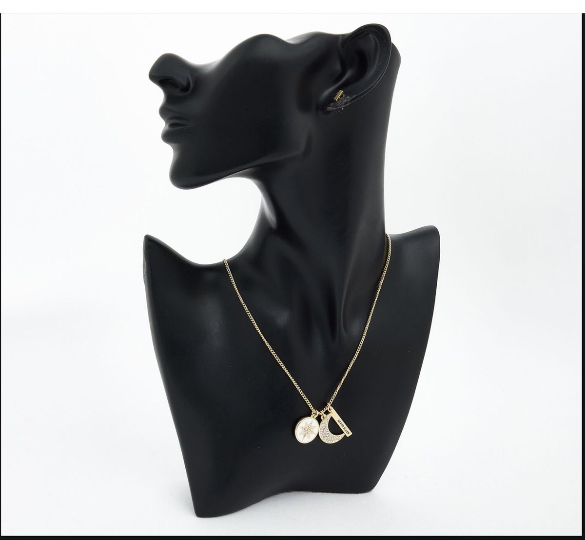 Blashouseboutique tweet media