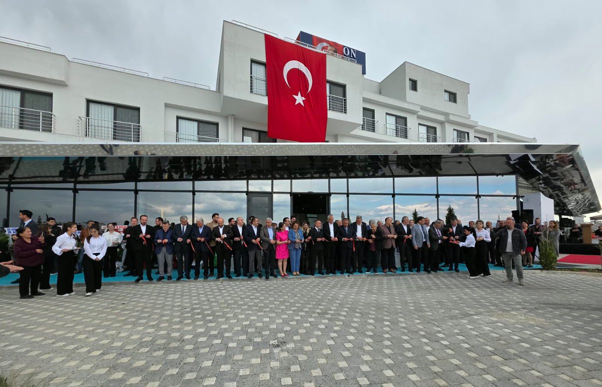 abdullahdogru01's tweet photo. 📍 Adana

İl protokolümüz ile birlikte Türkiye’nin ilk ve tek özel uygulama otelinin açılış programına katıldık.

İşletmeciliğini Sayın Veysel Karaca’nın üstlendiği bu kıymetli yatırımın; eğitim, istihdam ve turizm alanında önemli katkılar sunacağına inanıyor, şehrimiz için hayırlı olmasını diliyorum.