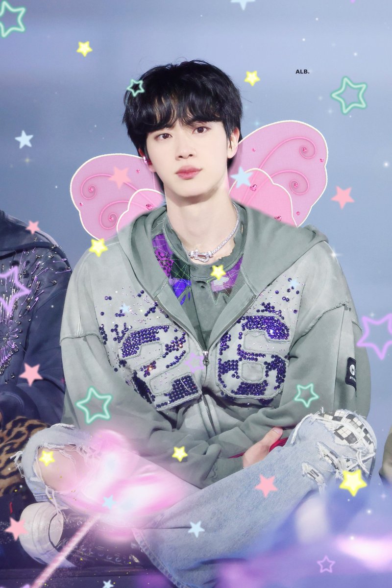 theappleforjin's tweet photo. 🎀🤍 princess appeared 🤍🎀 https://t.co/gmu1lfwjmb