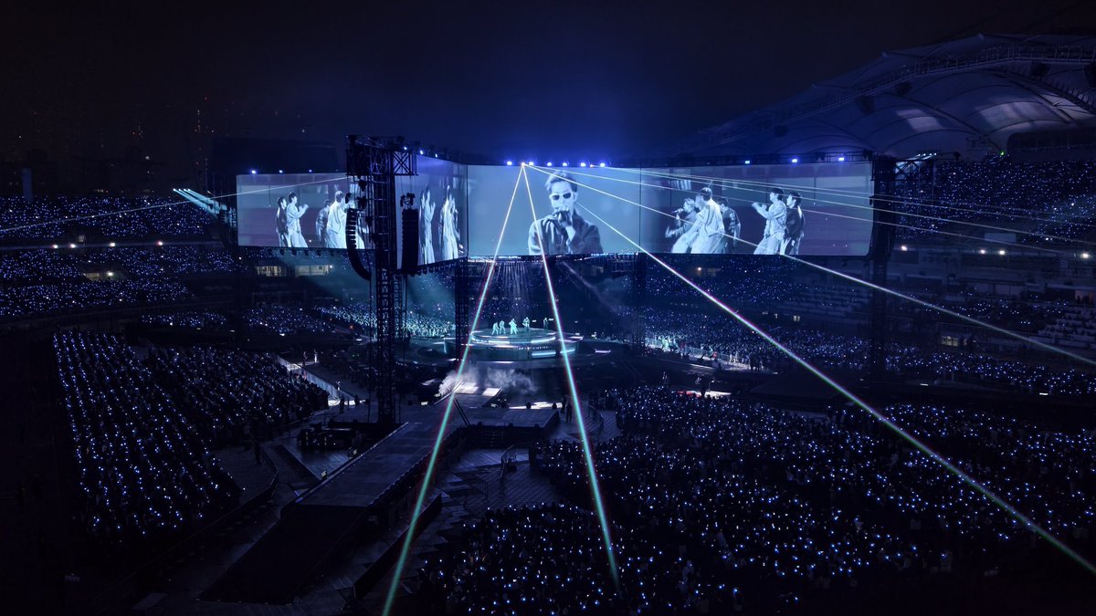 BTS Updates, News & Charts ⁷ tweet media