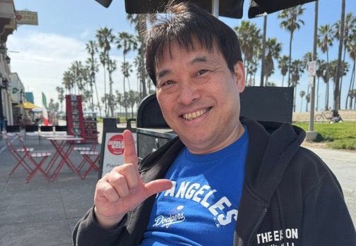 まこまこ tweet media