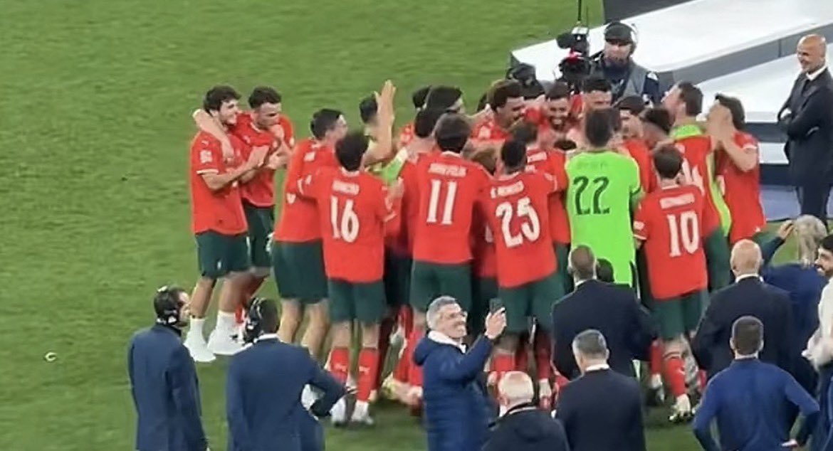 فارس tweet media