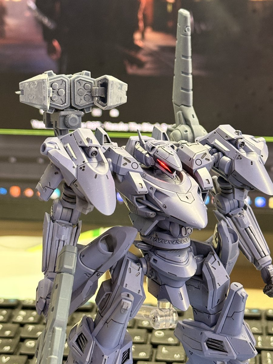 待ちで暇だからエレンさんマシーンでも見てください