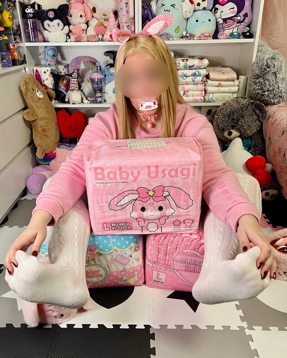 SparklyPrin's tweet photo. If you want to perfect your cute factor, just wear @LittleforBig and be cute! 🌸Do you think I'm cute?🥰💕

#abdl #adultbabygirl #diaper #diapercute #littleforbig #usagi https://t.co/Hg1q0ctr1h