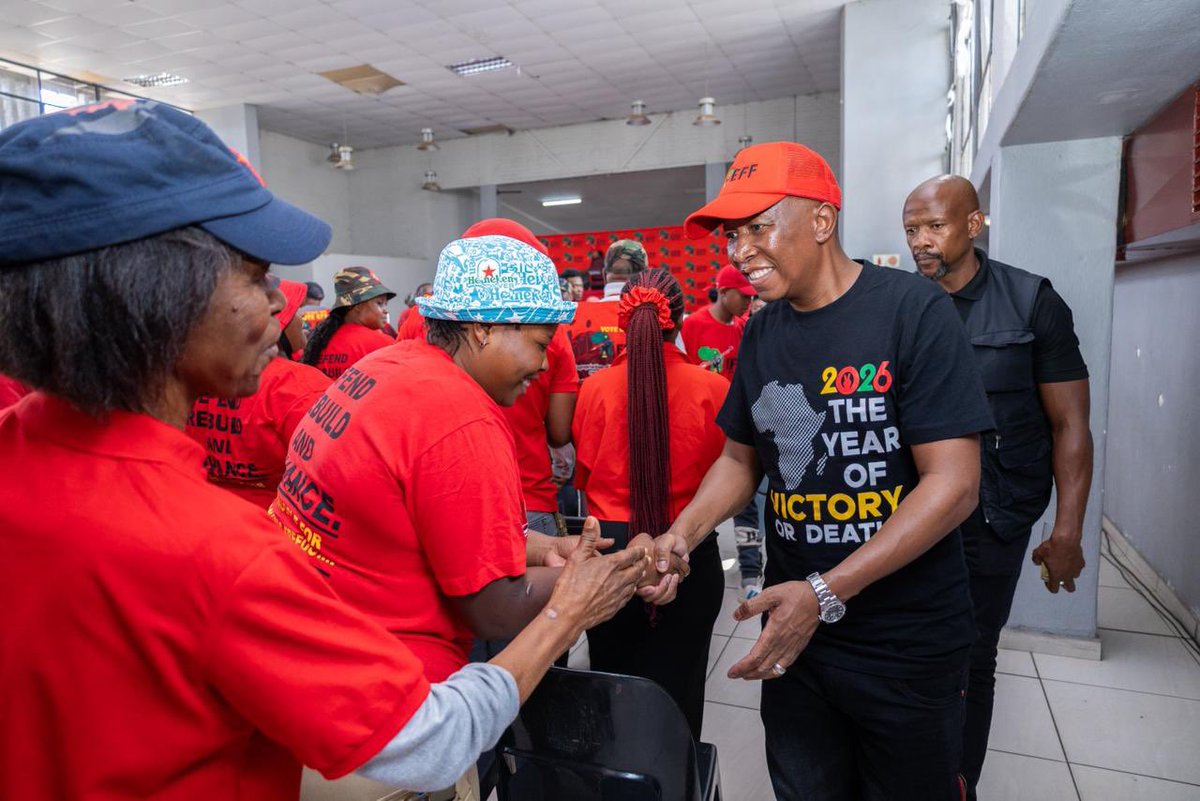 EFFGautengProv's tweet image. 🚨In Pictures🚨

President and Commander-In-Chief @Julius_S_Malema arriving at Tsakane Community Center to have a conversation with Fighters in Ekurhuleni Far East Sub-Region. 

#RegisterToVoteEFF  In The 2026 Local Government Elections On The Following Link: