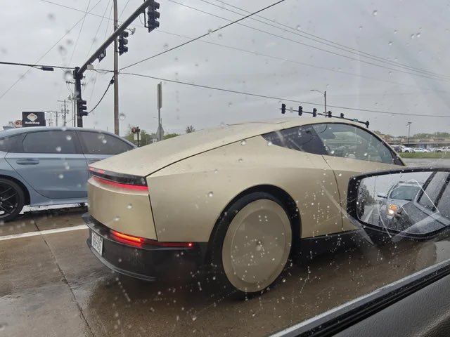 Overly Trev tweet media