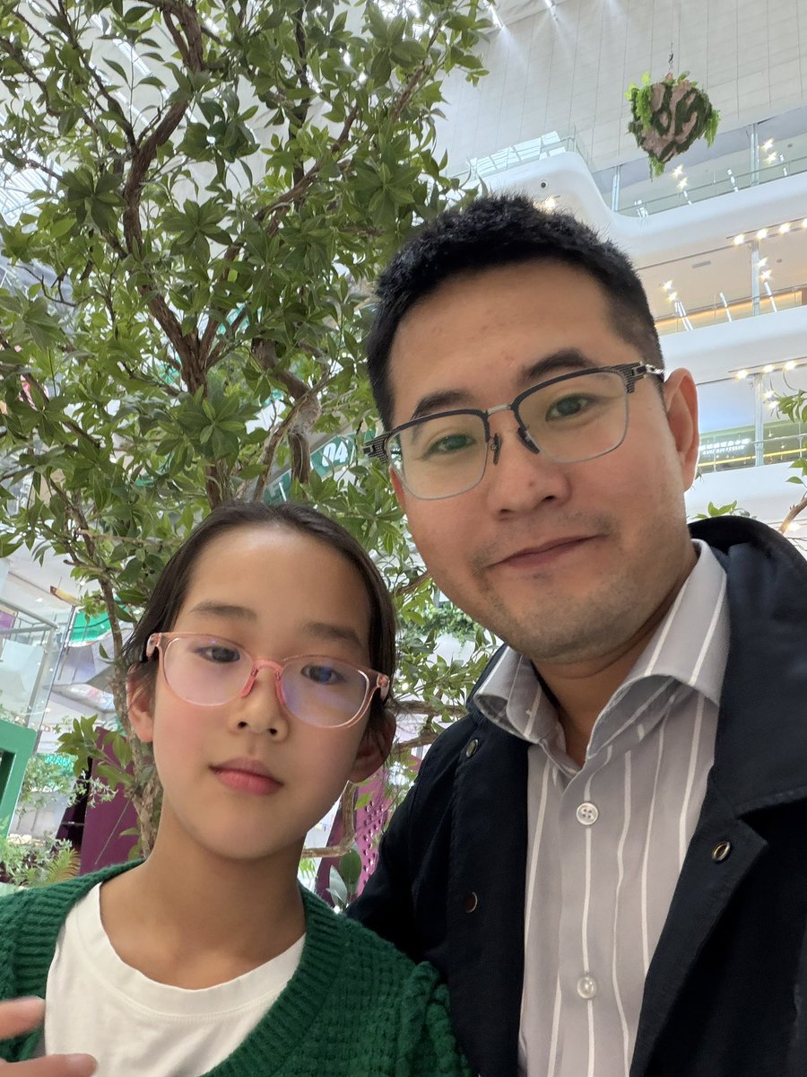 priamxu's tweet photo. My girl is 10 today! 🎉❤️
Happy 10th Birthday, my love! 🎂
Ten years with my favorite girl 💕 https://t.co/Nt0myM90xf