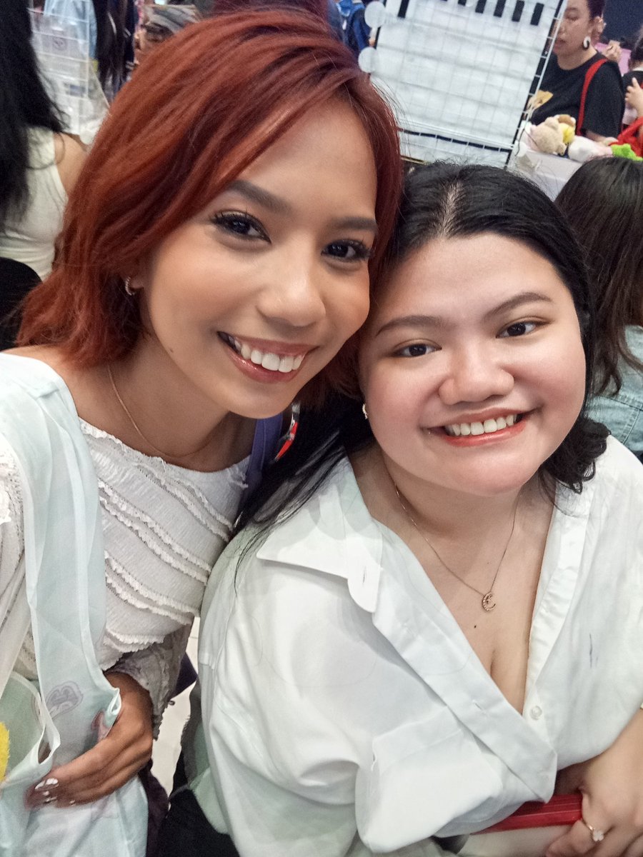 trisz 💜 i have bug tweet media