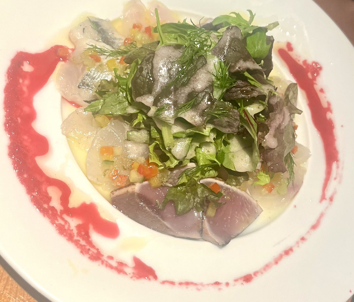 るいびー tweet media