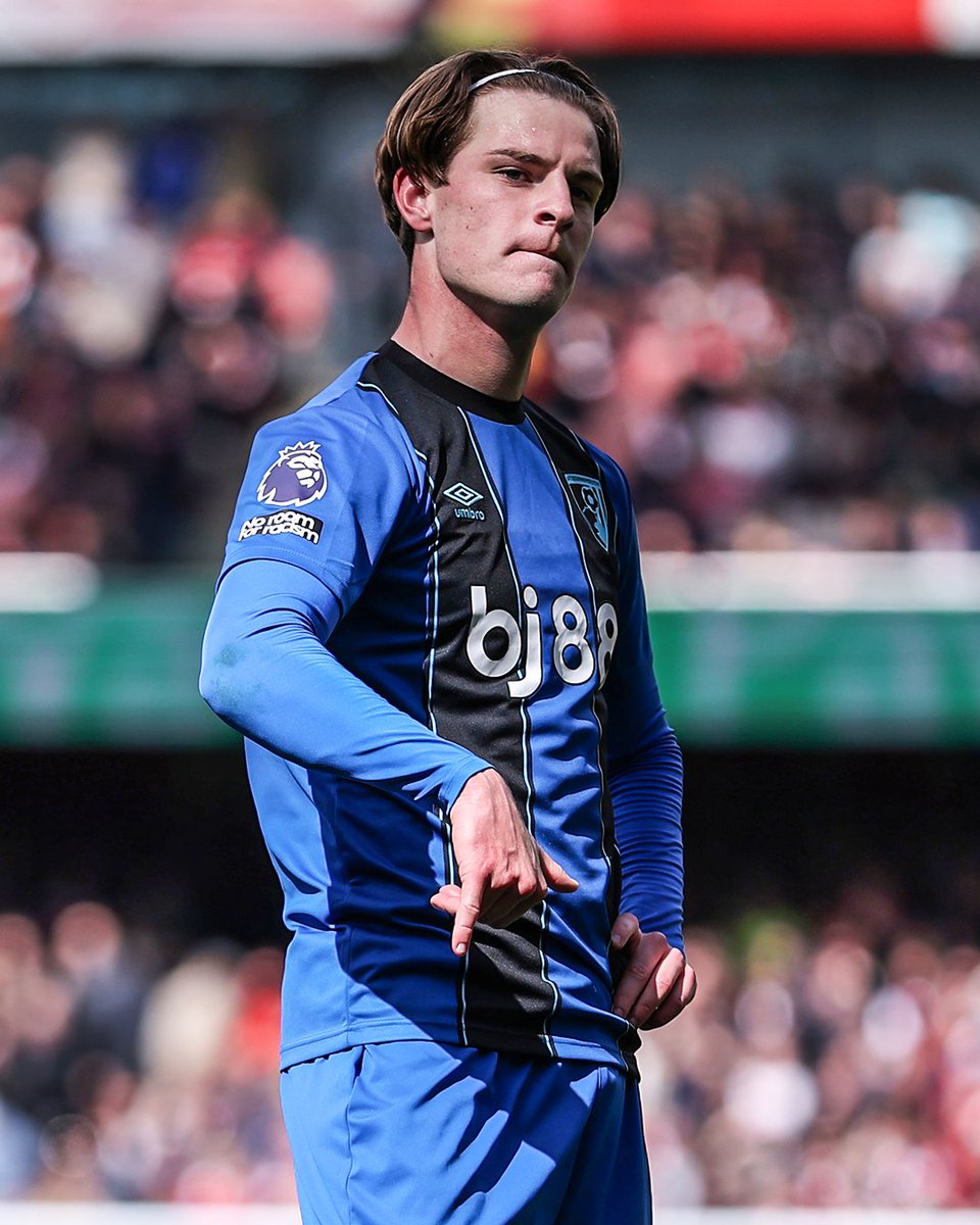 OneFootball's tweet image. Alex Scott hitting this celebration 📲