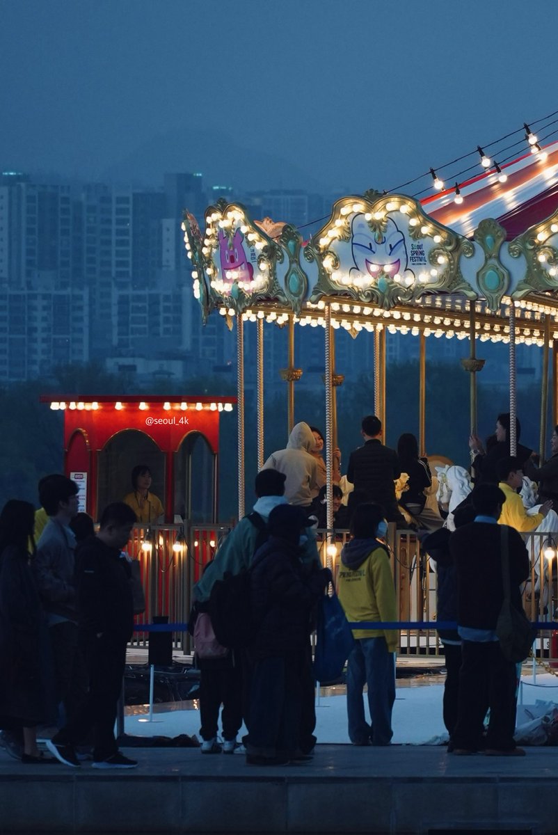 seoul_4k's tweet image. 한강 회전목마 🎠
/ Hangang Carousel

#회전목마 #carousel #seoultrip #hangang #nightview