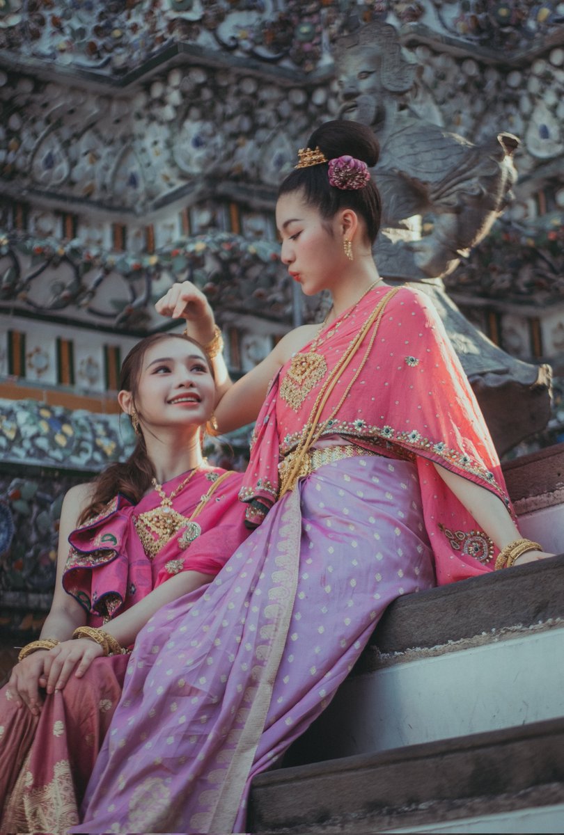 tita_banthita's tweet photo. ใครมาสาดน้ำปะแป้งน้อง พี่จะรำกระบี่กระบองปกป้องเอง ยะฮ่าๆๆๆๆๆๆๆๆๆๆ
@yean_ppcy ขอบคุณพี่ยีนที่มาถ่ายด้วยกันน้า (⁠・⁠∀⁠・⁠)
#ทีต้ายีน #titayean #songkran #สงกรานต์ https://t.co/3YIgjkMnbl