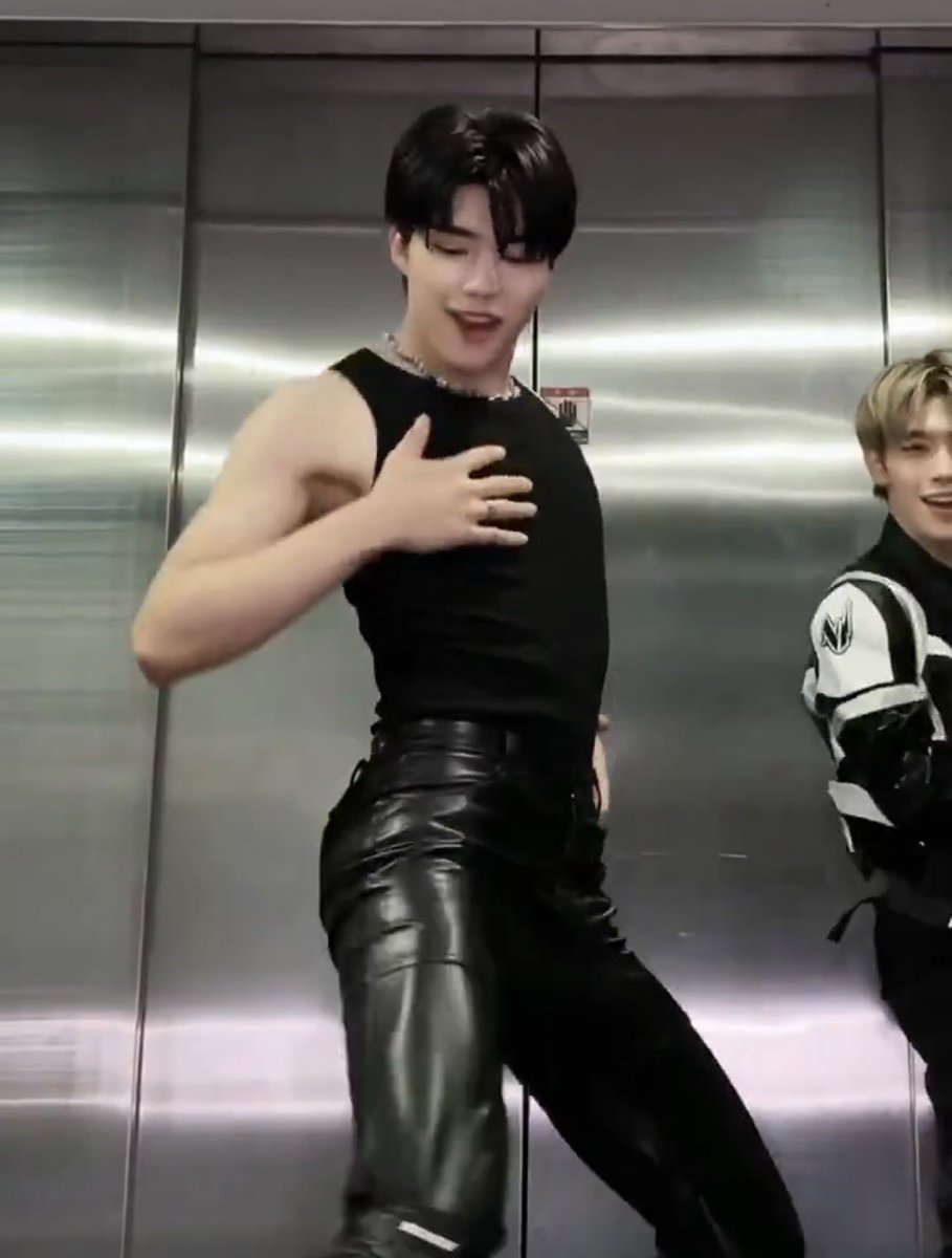 sofia 🕊️ tweet media