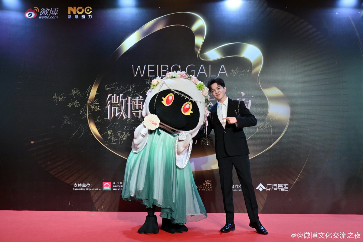 Dimash_EurasianDears tweet media