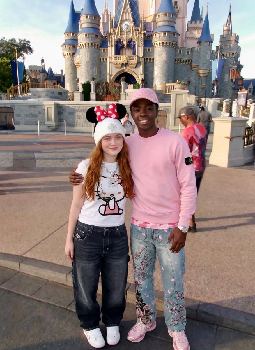 Stranger News tweet media