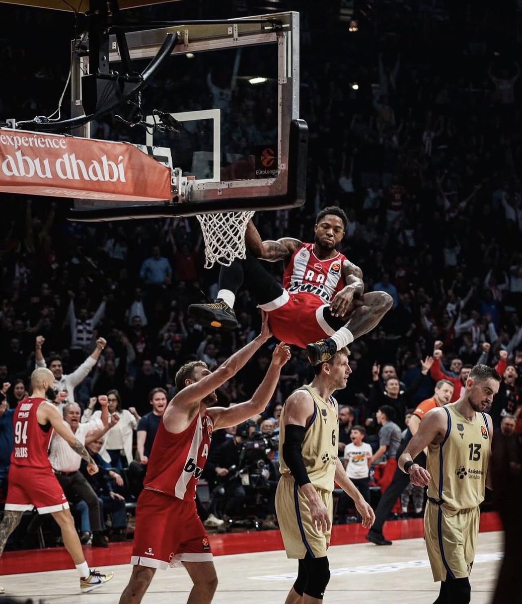 ApostolisM64964's tweet photo. Amazing 📸 #OlympiacosBC #OlympiacosFC https://t.co/jMYpCm8JGD